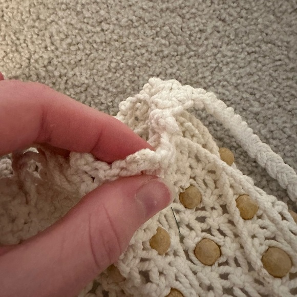 Adorable Woven Beaded Bag - Picture 12 of 14